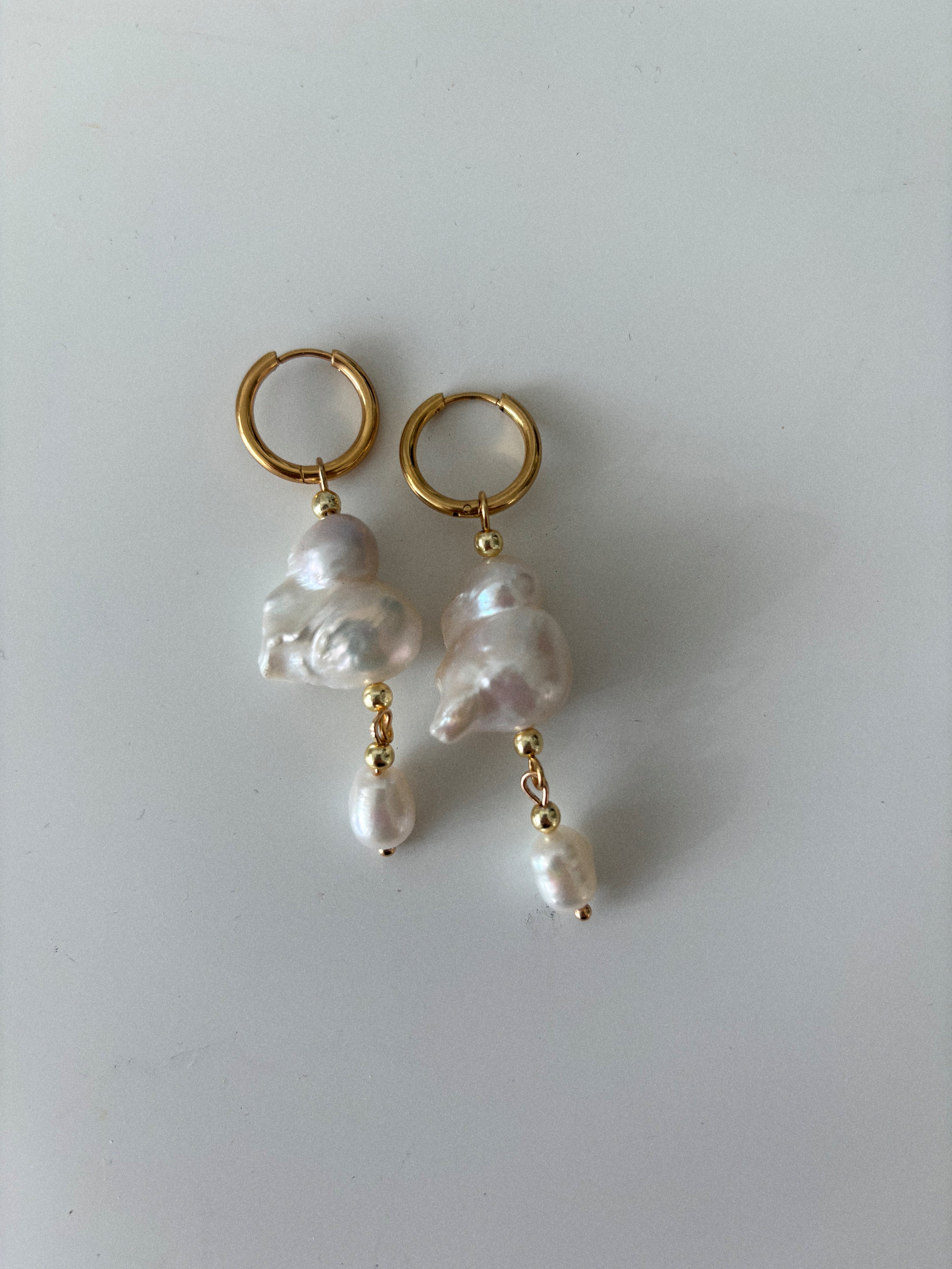 Caro - Earrings "freesia" in gold