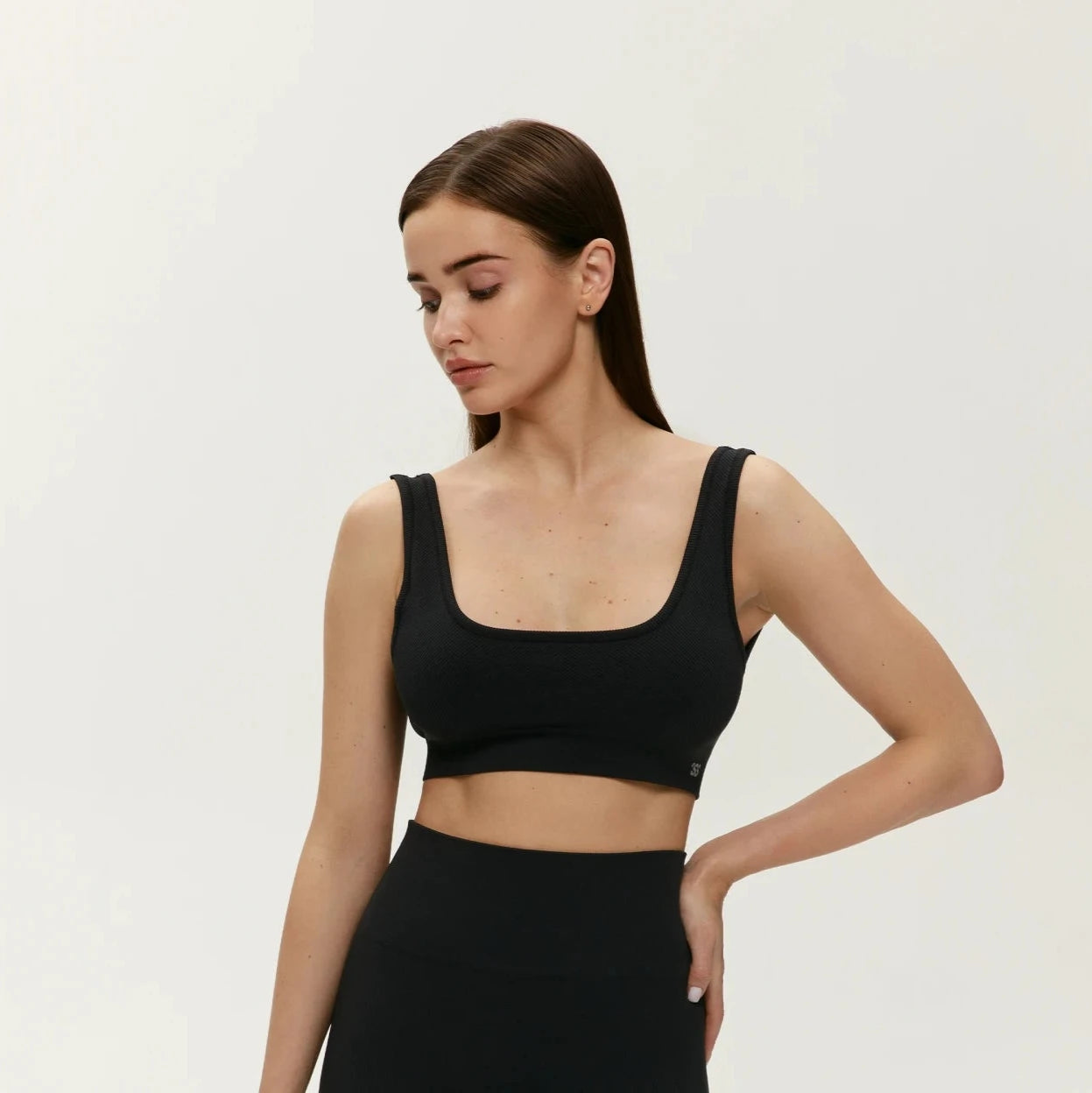 Sisters Sport - Seamless Ribbed Top Black