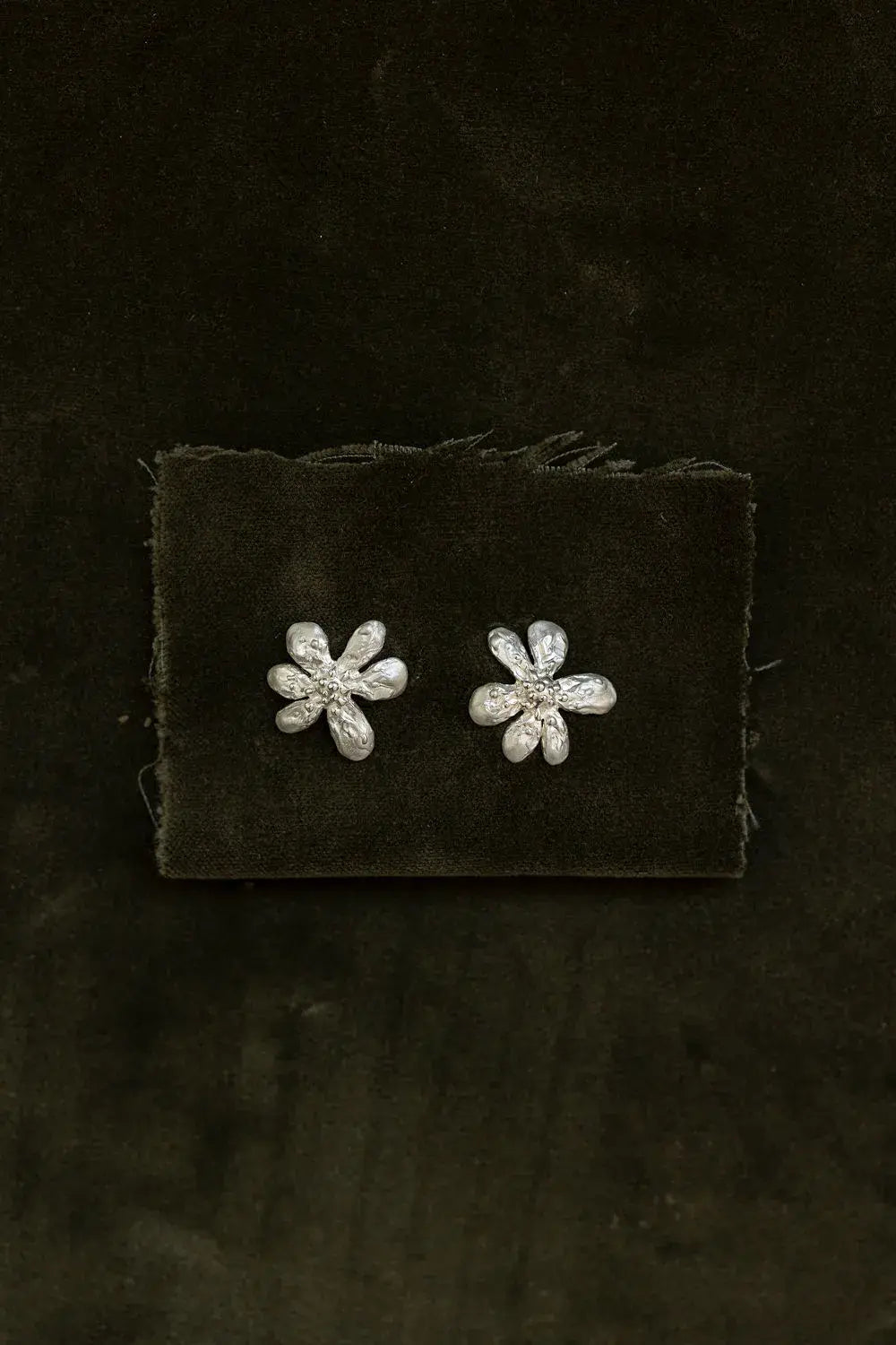 OPLOTKA BLOOM SILVER Earrings