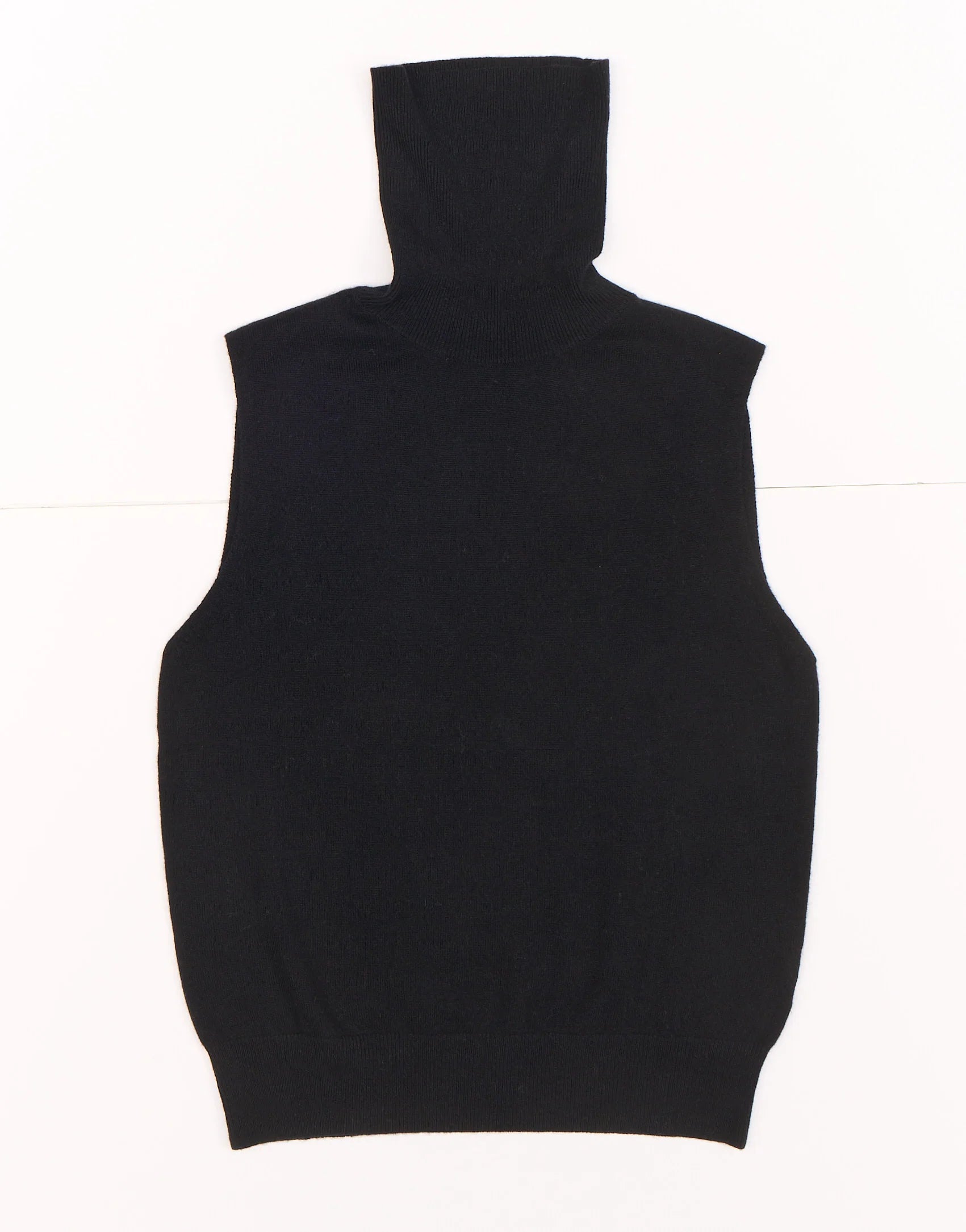 Rhea - Sleeveless Turtleneck ~ Black ~ Wool & Cashmere