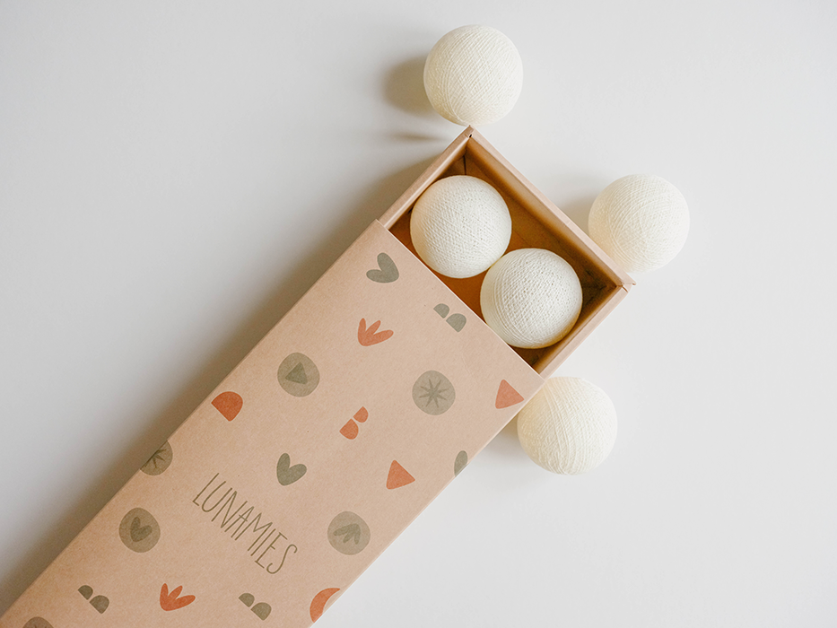 519-2_lunamies-svetylka-cotton-balls-packaging-2.png