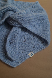 Když Kristián Usne - Kohana Scarf