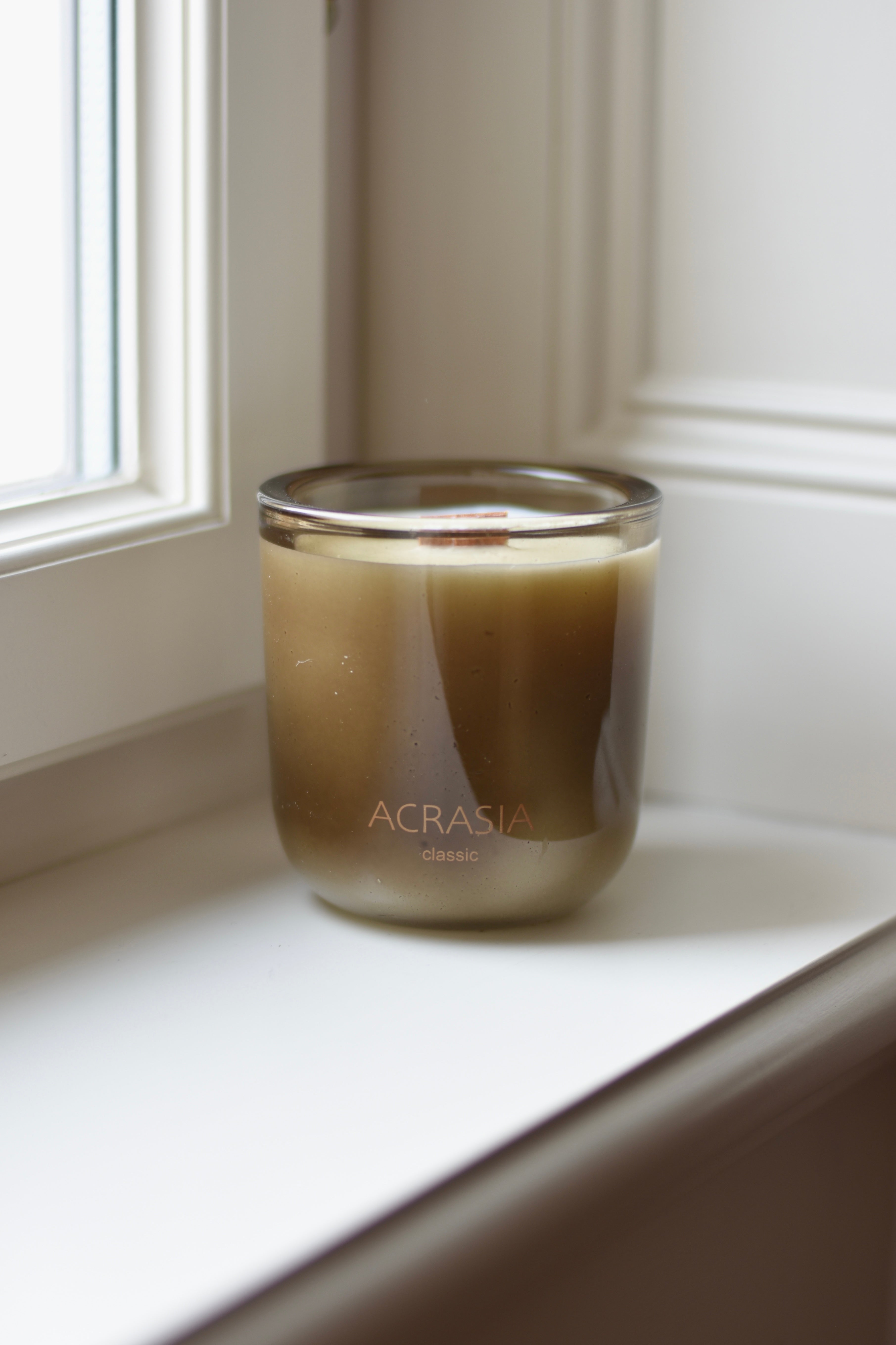 ACRASIA - AMBRE NOIR Soy Candle