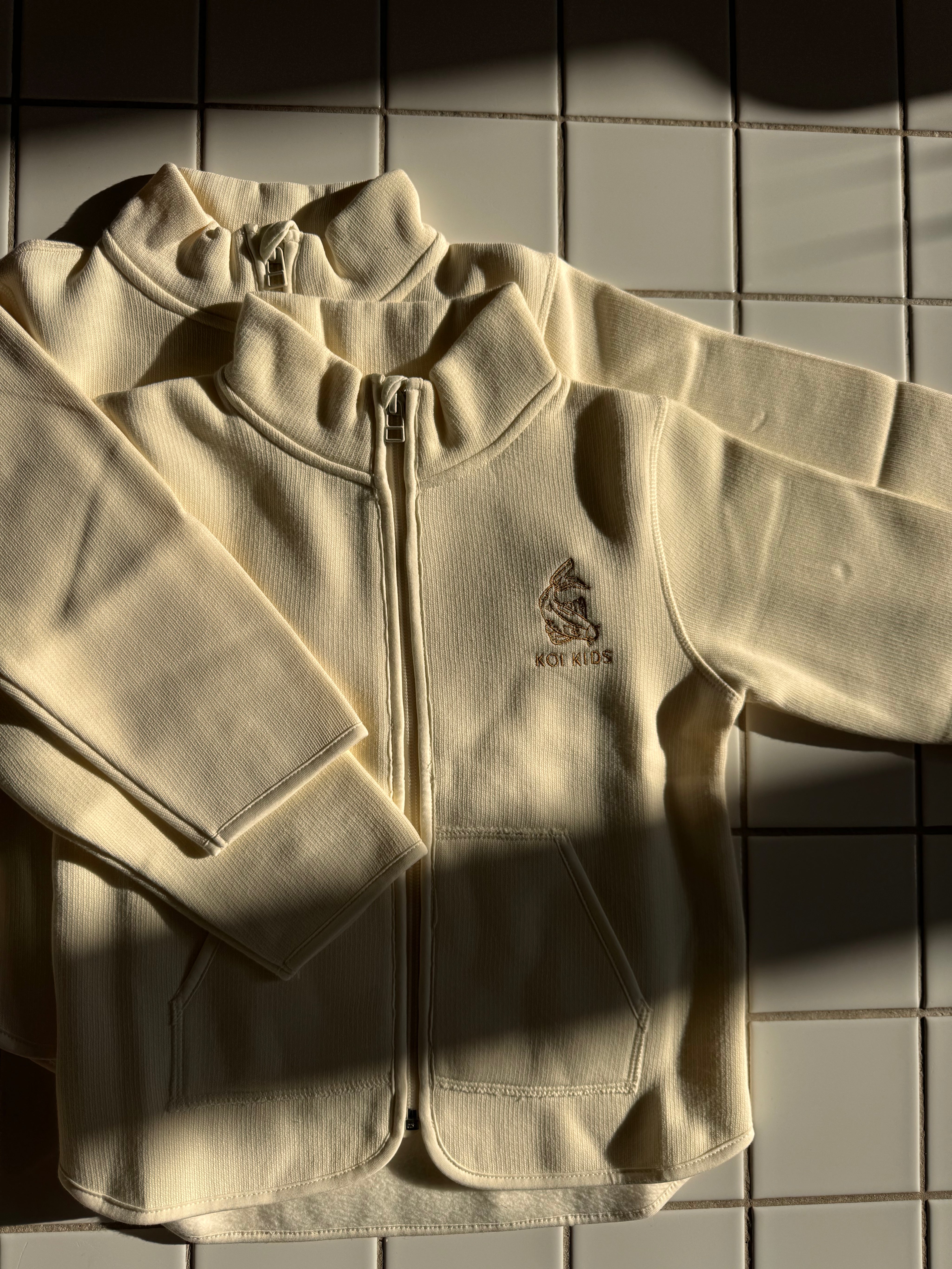 Koi Kids Focus match mikina