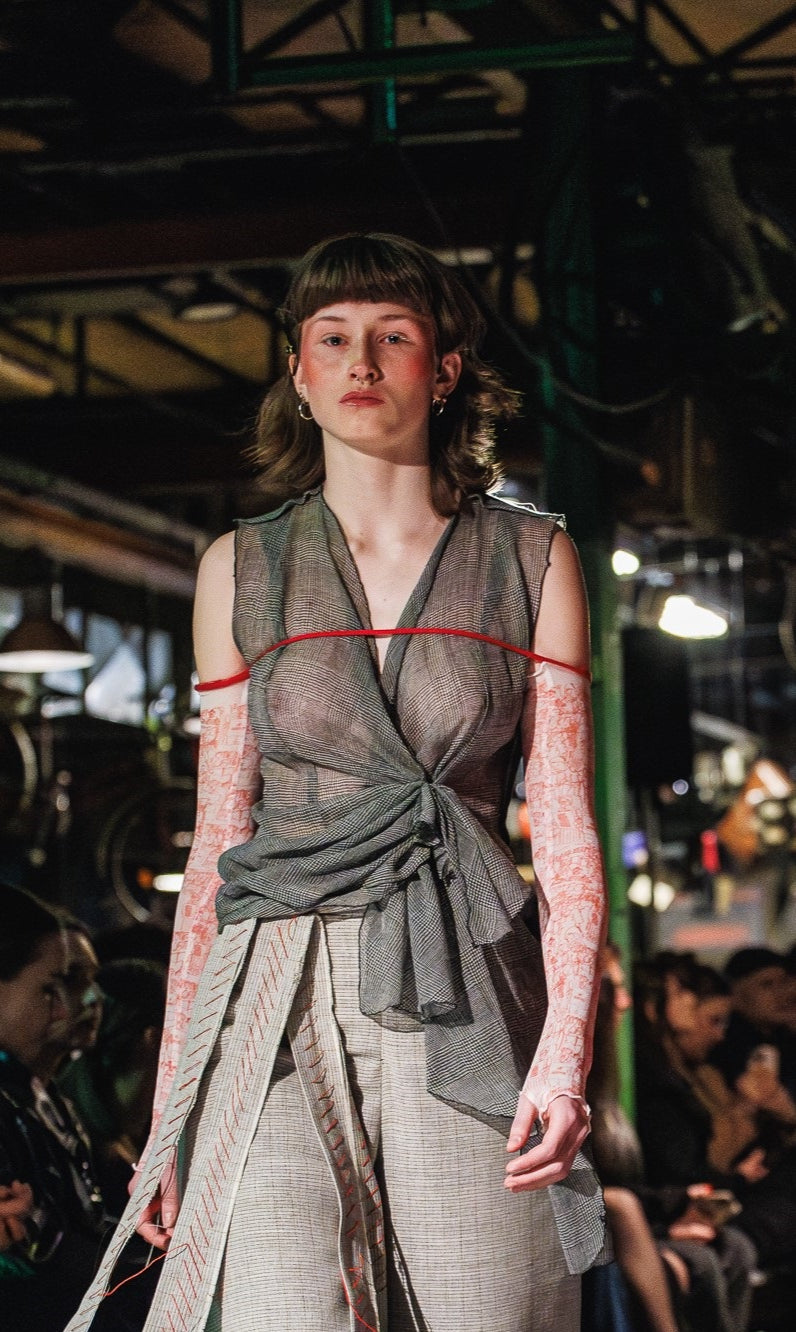 Vanami - Checkered Vest