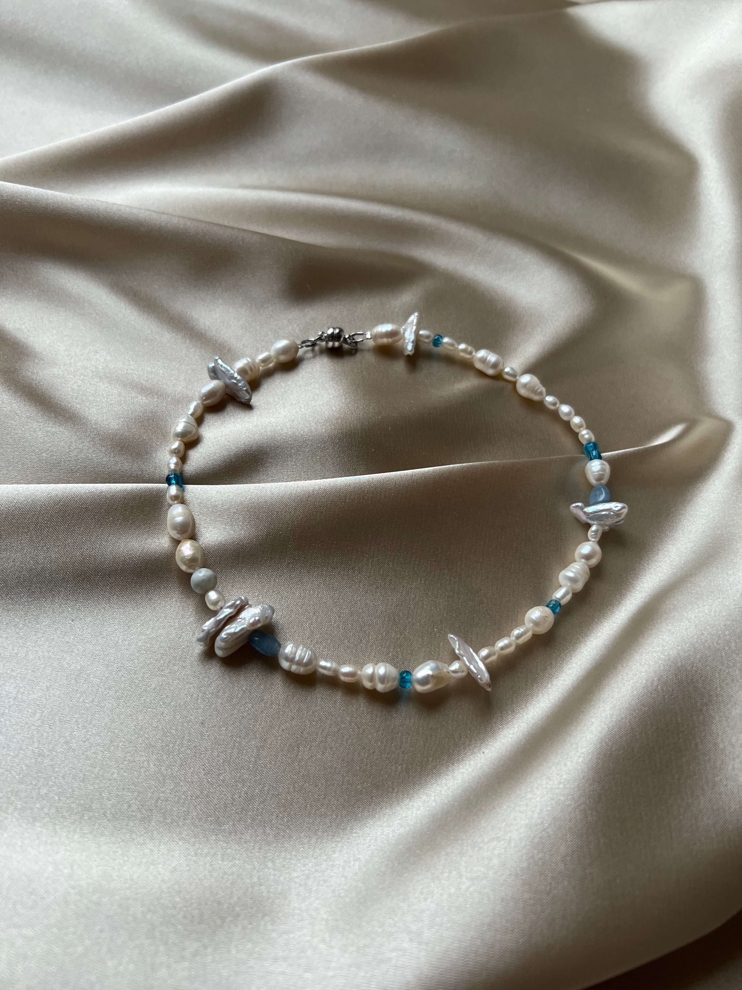 Rinni – Azure Necklace