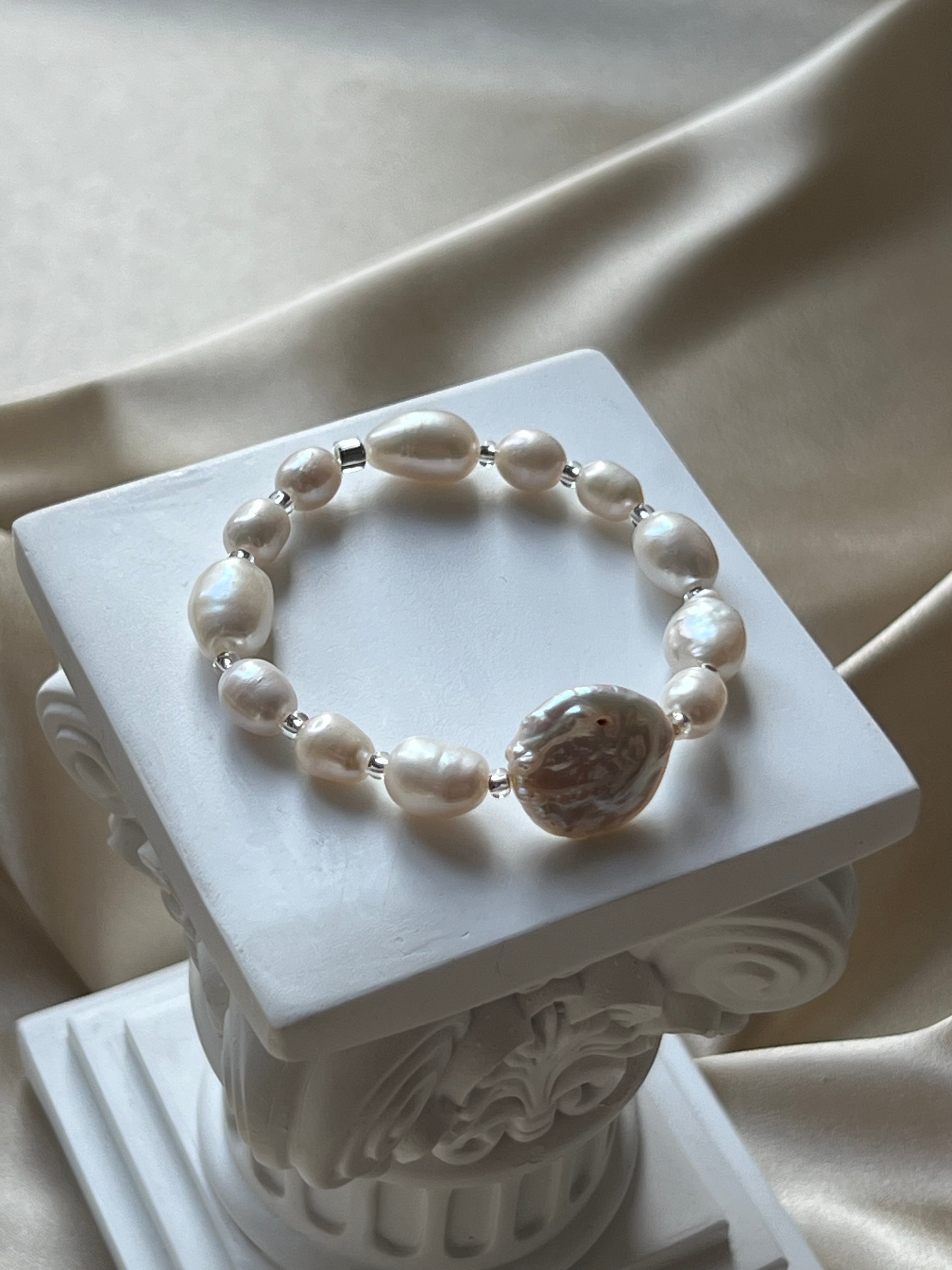 Rinni – Madre Perla Bracelet