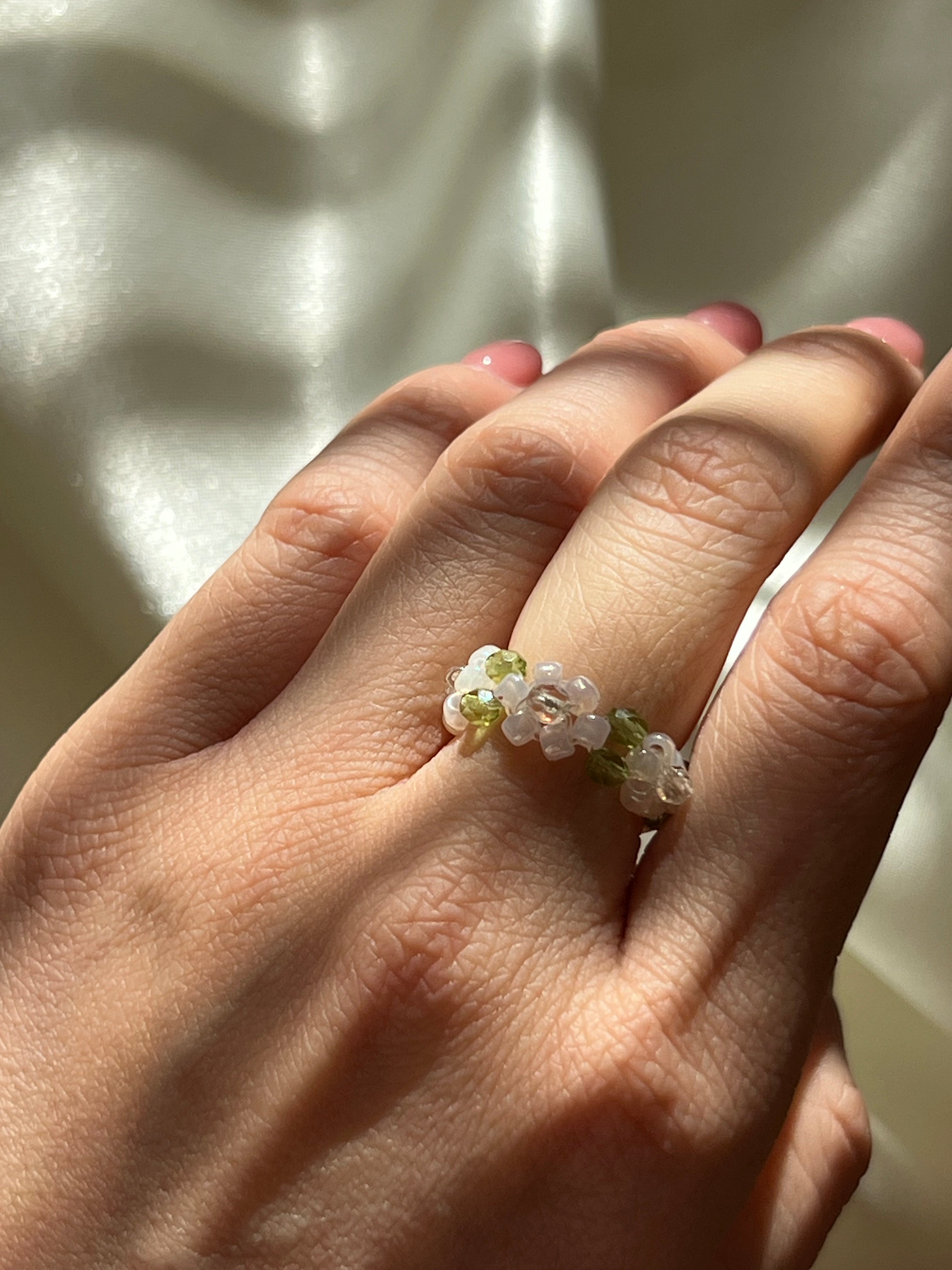 Rinni – Flower Ring