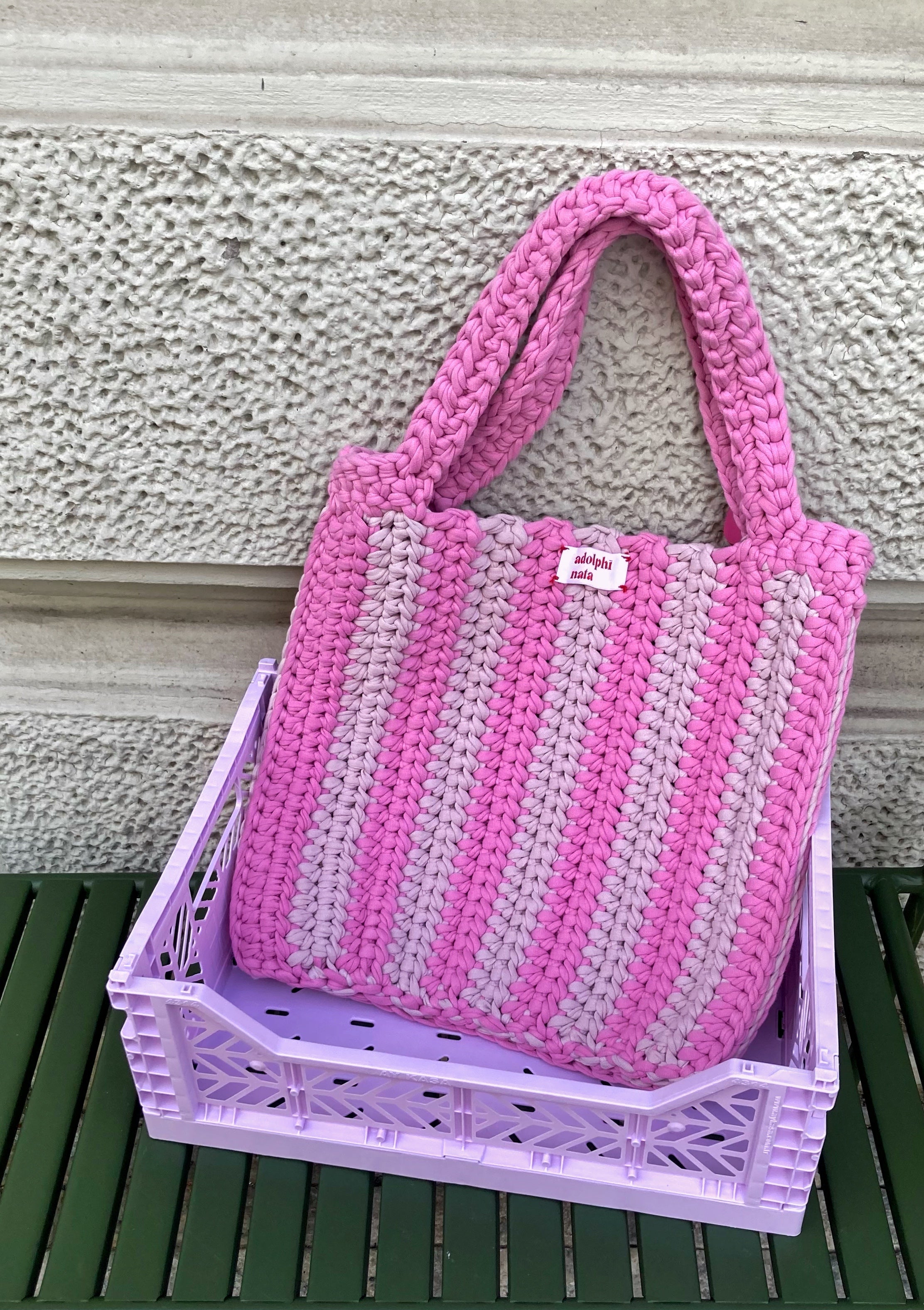Adolphinata limited 24' spring bag