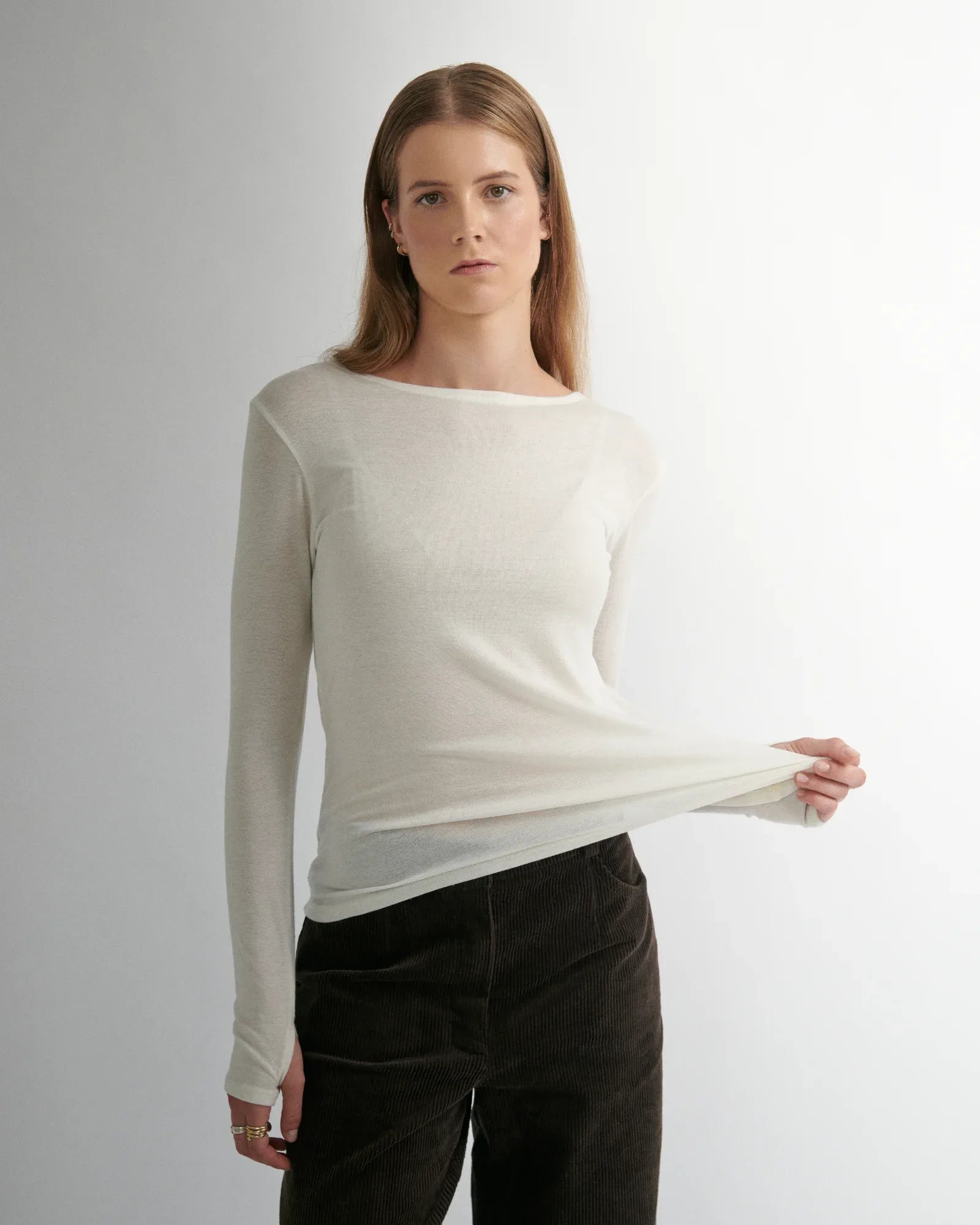 Munditia - AURA woolen tank top