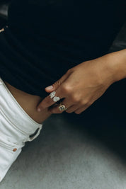 OPLOTKA SHELL SILVER ring
