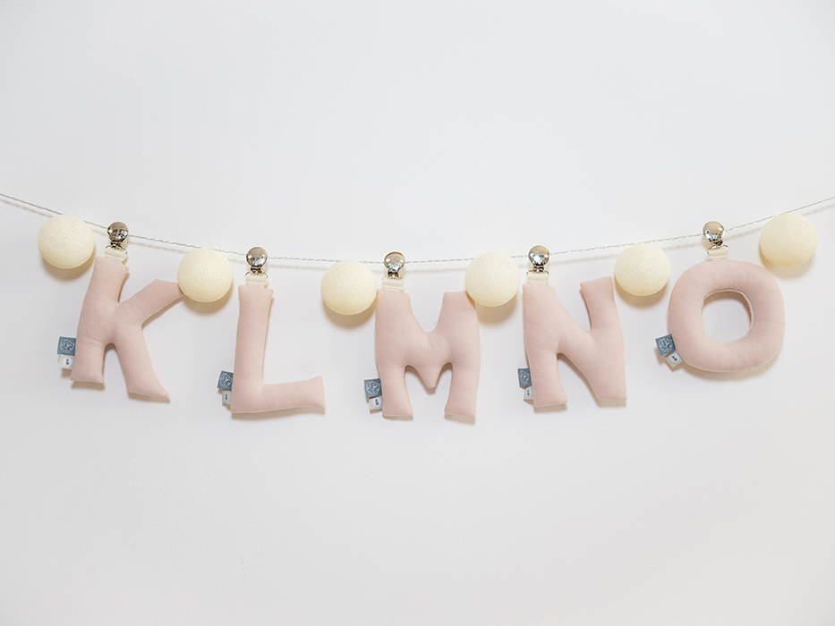 img2-lunamies-set-privesku-letters-klmno-1.png