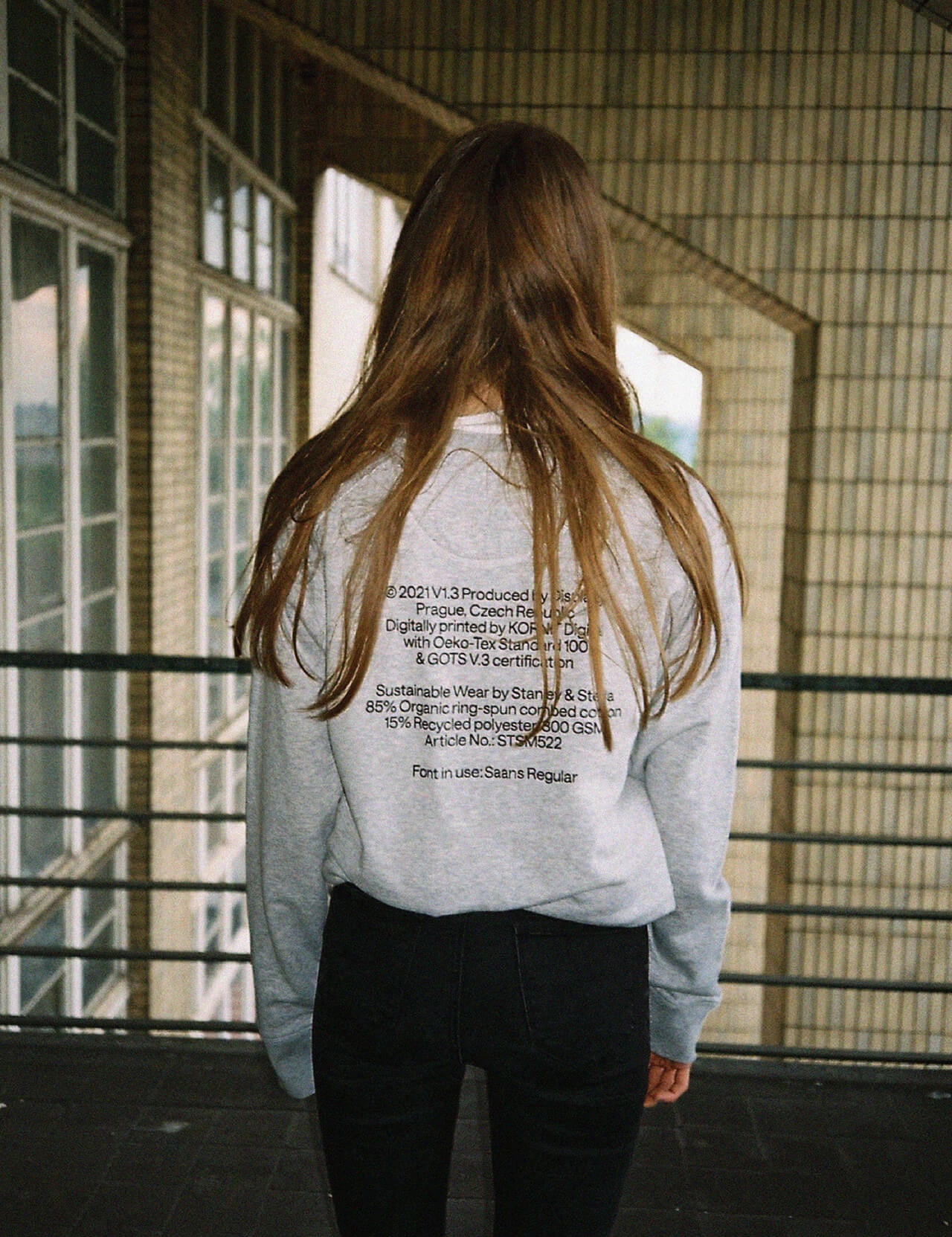 offline-sweatshirt_9.jpg