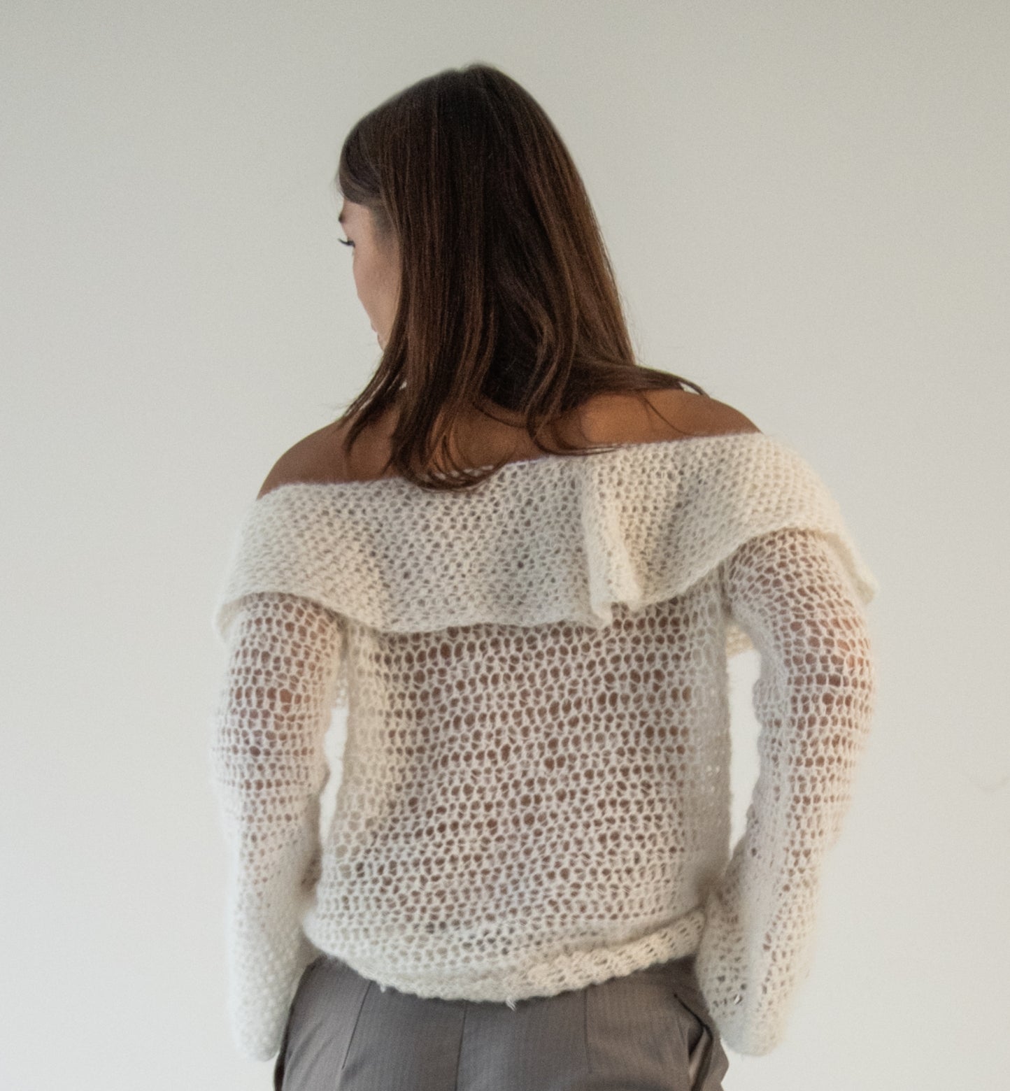 Vanami - Ruffle sweater