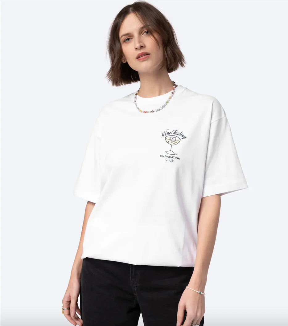 Les Goodies - White Wine Club T-Shirt