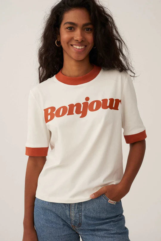 Les Goodies - She Is Sunday Bonjour Top