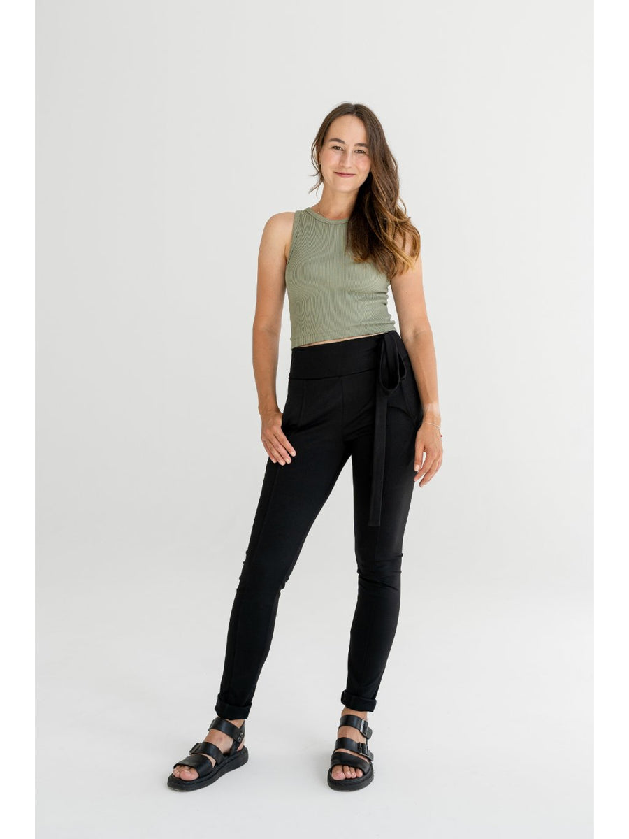ACOS – Black Pants OBJEVUJ