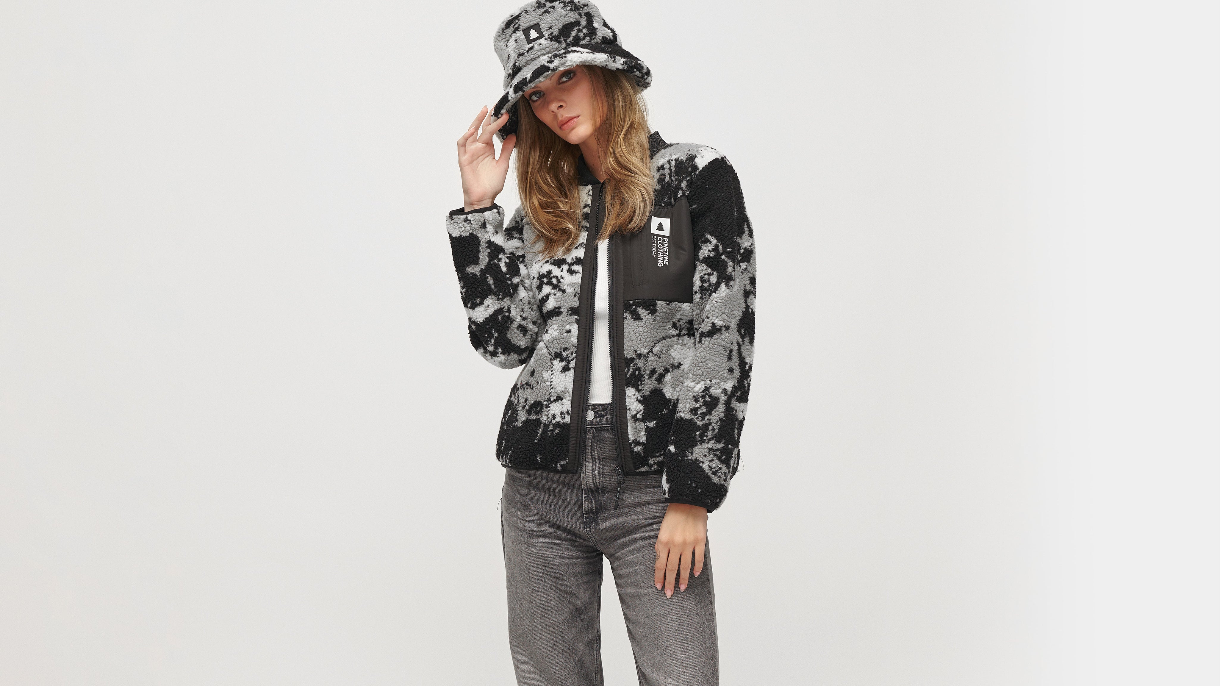 Pinetime Clothing Moss Cropped Polar Jacket Black Women