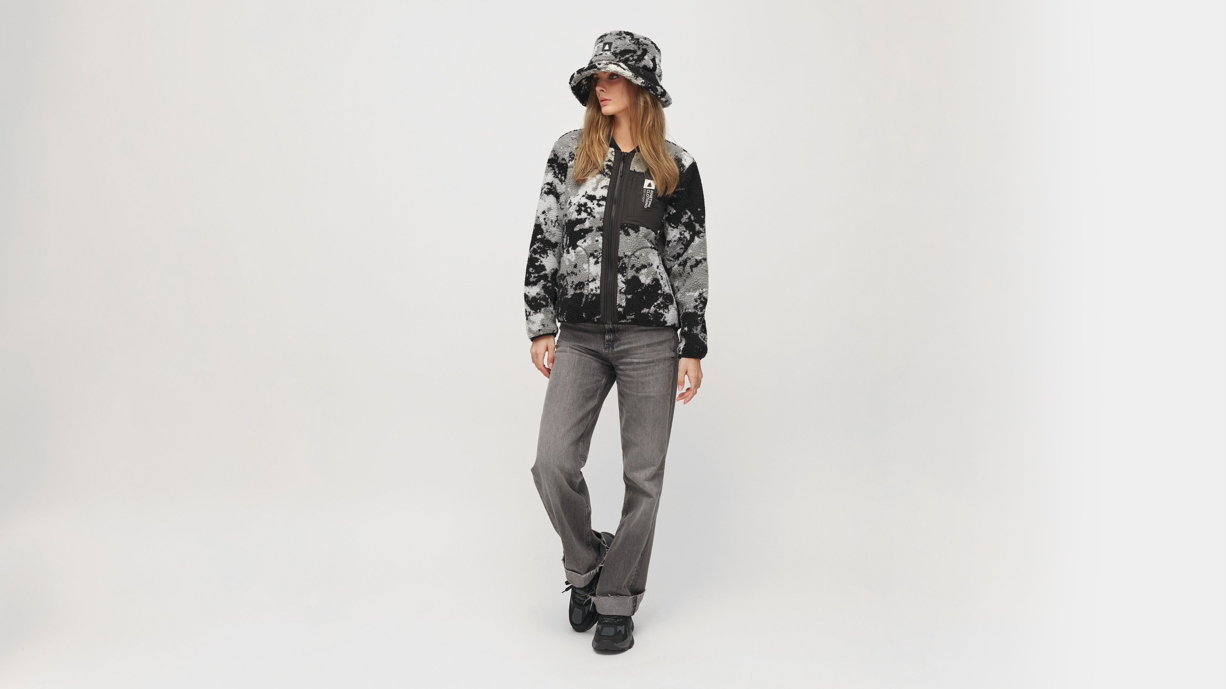 Pinetime Clothing Moss Cropped Polar Jacket Black Women