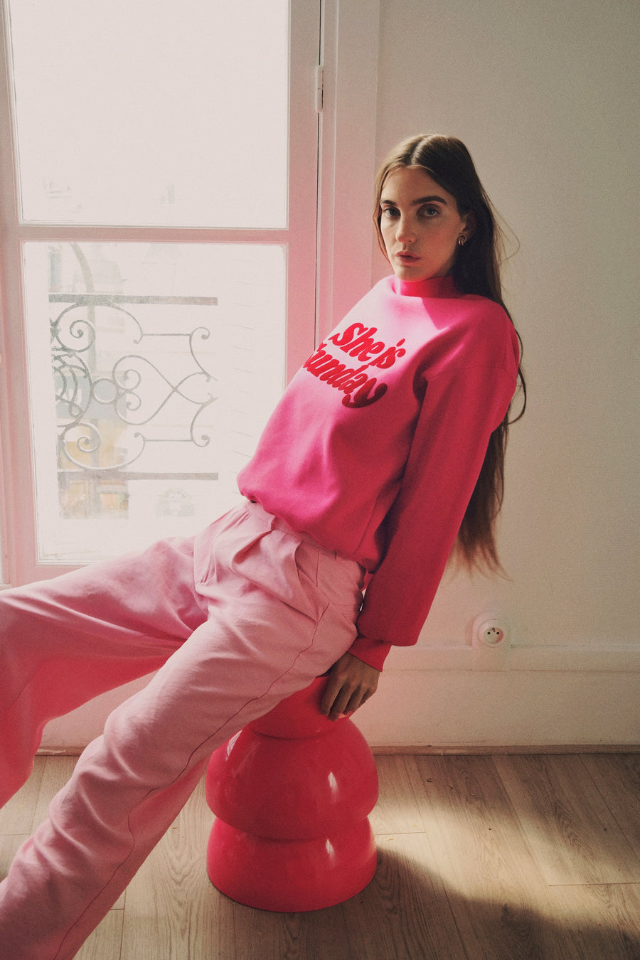 Les Goodies - She is Sunday Pink Sweatshirt