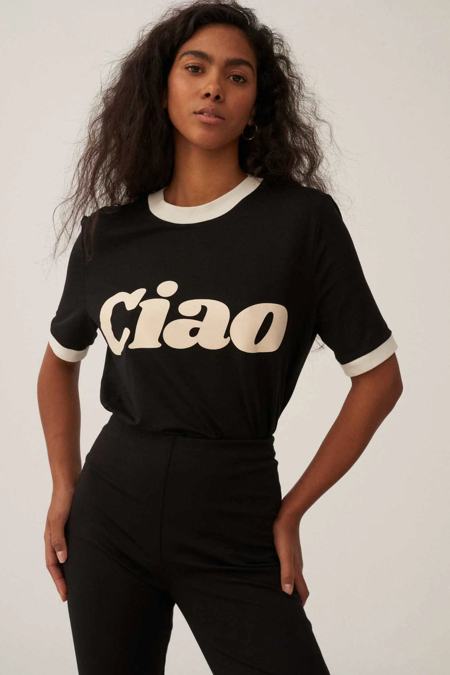Les Goodies - She Is Sunday Ciao Tee Black
