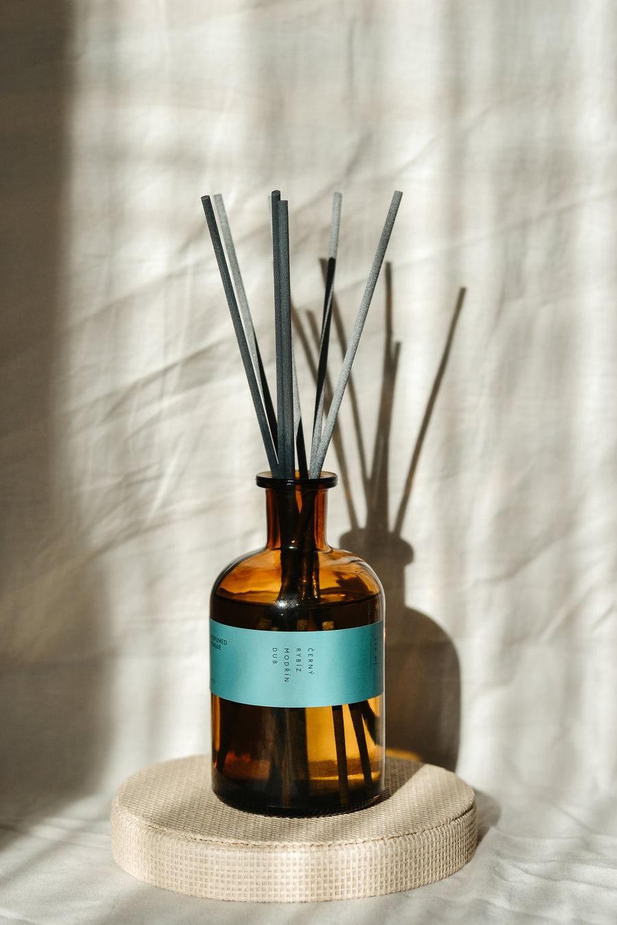Perfumed Prague - #77 Aroma diffuser - Blackcurrant, Larch, Oak