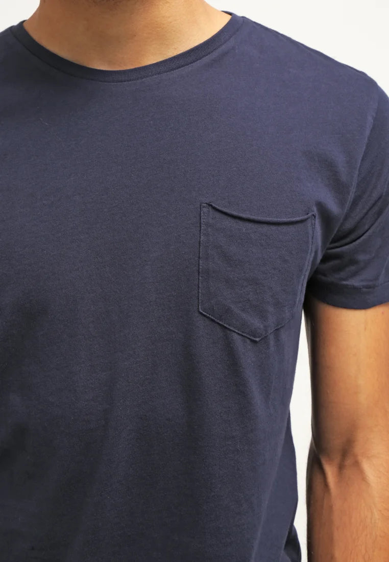 Cope - Knowledge Bavlněné tričko Basic s kapsou Navy 10203